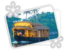 Luxury Houseboats in Allepy Kerala Backwater Tours
